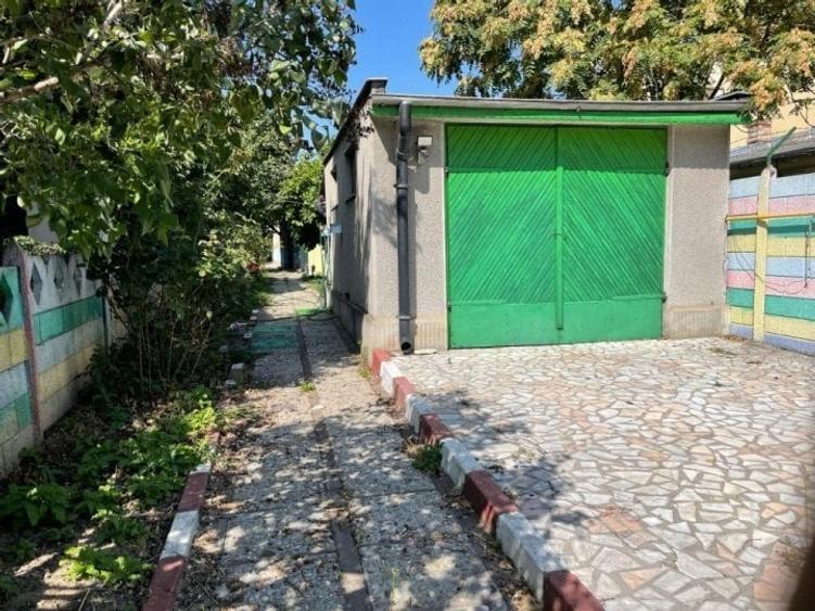 Teren + Casa batraneasca - zona Calea Calarasilor - 6