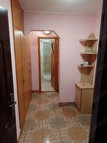 Proprietar,inchiriez apartament cu 2 camere in Brosteni - 2