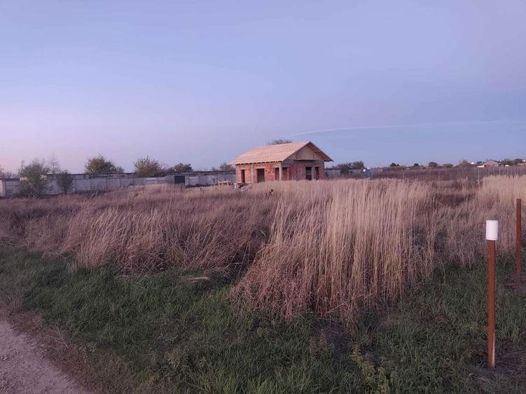 Teren intravilan Balotesti marginal cu Corbeanca, 540mp, 23m deschidere, aproape de lac, utilitati. - 2