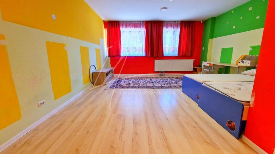 Apartament rar cu 5 camere si curte de 358 mp – Prelungirea Ghencea - 30