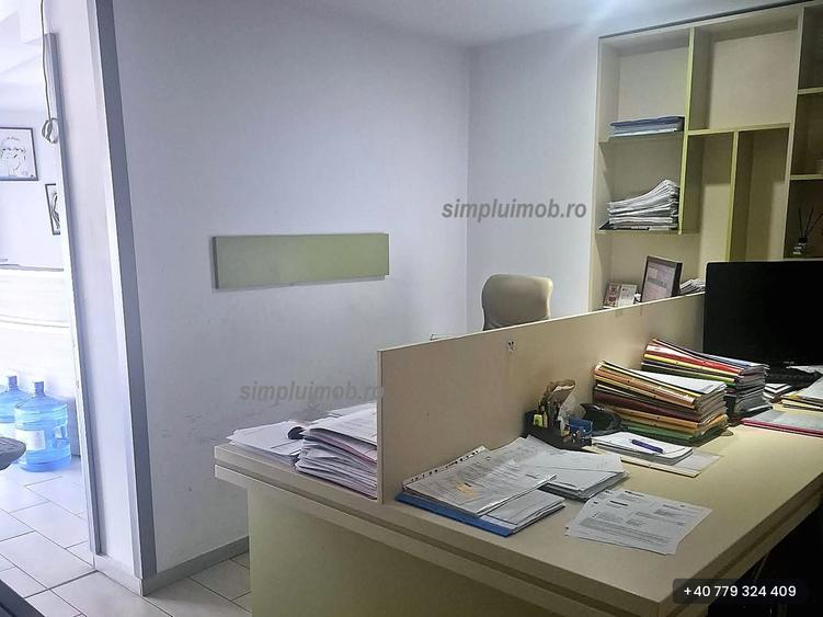Casă individuală cu 9 camere cu Canalizare în Ferentari