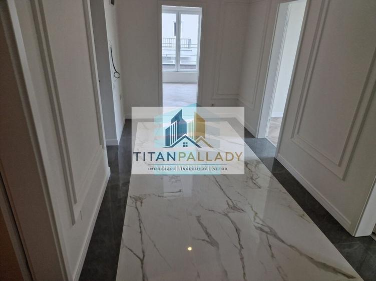 Penthouse cu 4 camere decomandat în Theodor Pallady