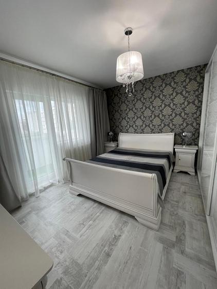 Apartament cu 3 camere decomandat, mobilat în Vitan Mall