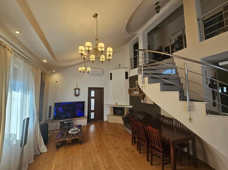 Casă cu 4 camere în Dragomirești-Vale