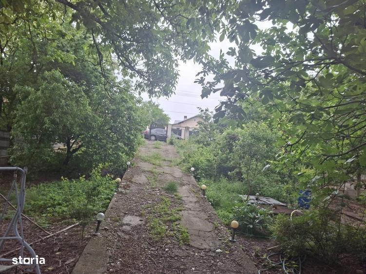 Casă cu 4 camere în Bucov