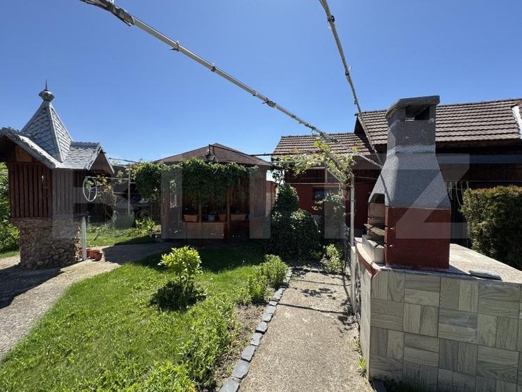 Casă individuală cu 4 camere cu Canalizare în Exterior Est
