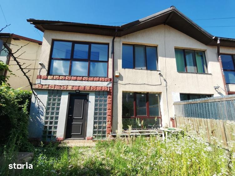 Casă cu 4 camere cu Teren 130 Mp în Central