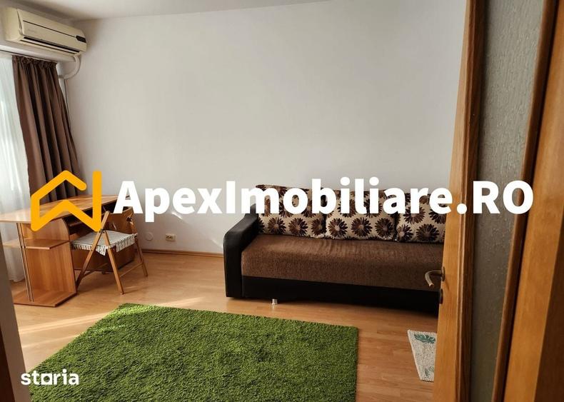 Garsonieră decomandată în Gara de Nord