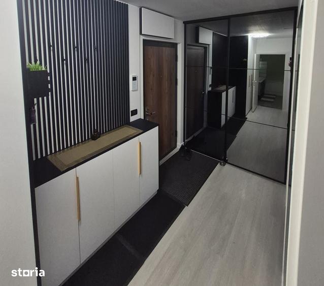 Apartament cu 2 camere decomandat în Boreal
