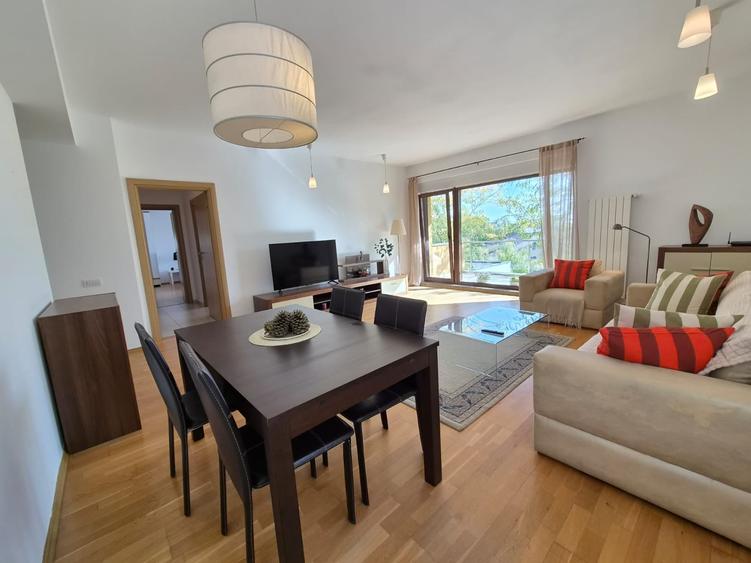Apartament cu 3 camere decomandat în Voluntari