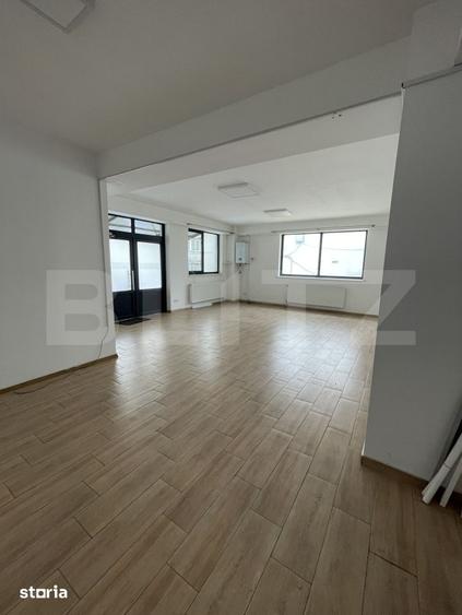 Spațiu comercial, de 55 mp, în Calea Moldovei