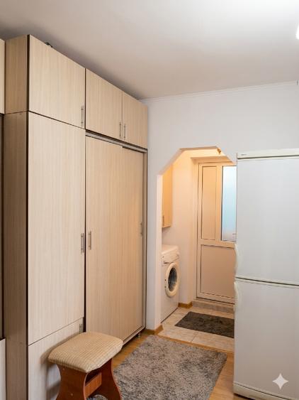 Apartament cu 2 camere decomandat, mobilat în Spital
