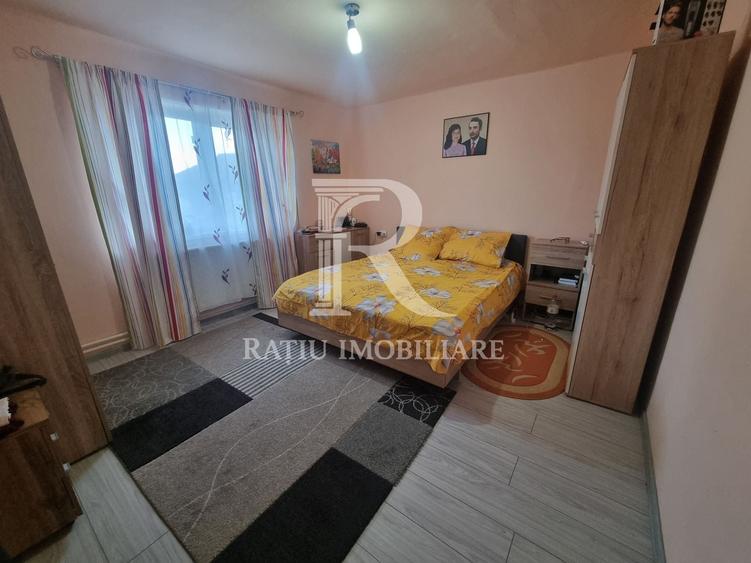 Casă individuală cu 2 camere cu Canalizare în Gurasada