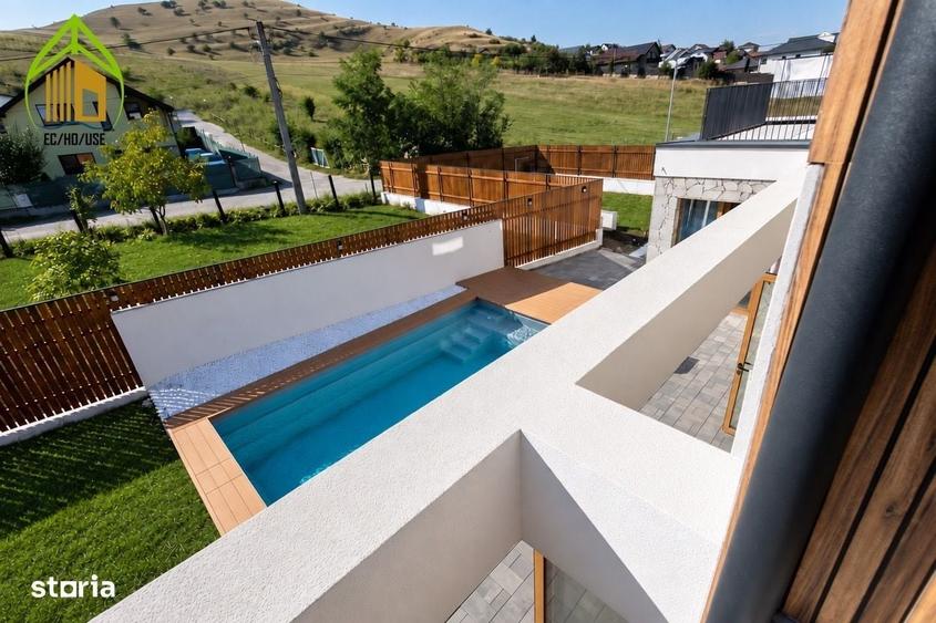 Casă cu 4 camere cu Teren 550 Mp în Sânnicoară