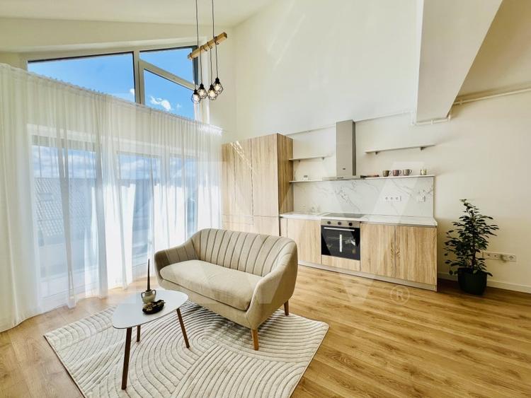 Apartament cu 2 camere semidecomandat în Cristian