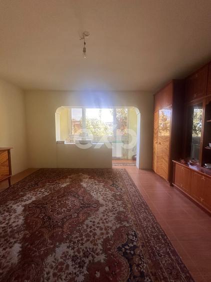 Apartament cu 3 camere decomandat, mobilat în Militari