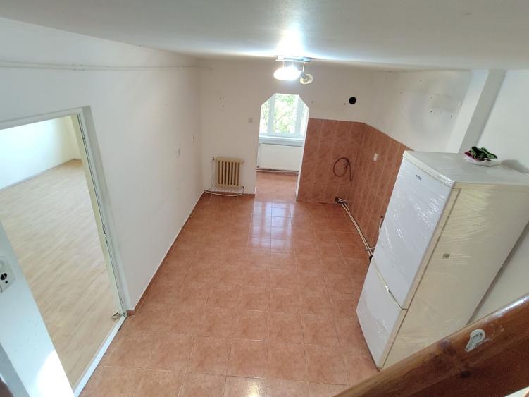 Apartament cu 3 camere decomandat în Mihail Kogălniceanu