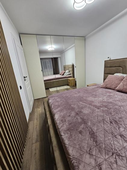 Apartament cu 3 camere decomandat în Popoveni