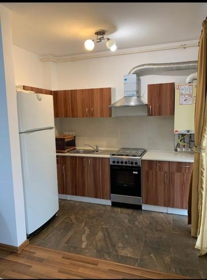 Apartament cu 2 camere decomandat, mobilat în Dumbrăvița