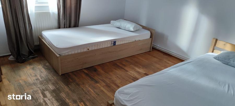 Apartament cu 3 camere în Valea Cetății