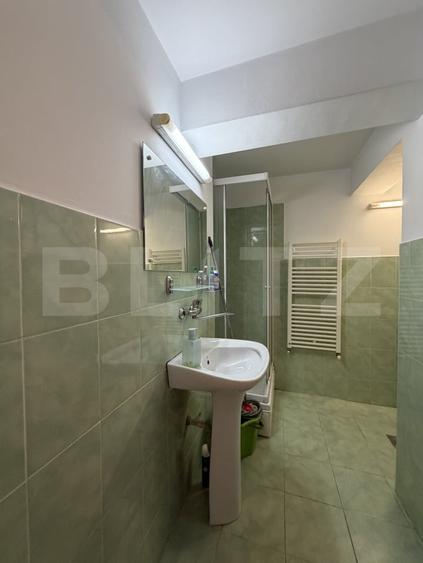 Apartament cu 3 camere semidecomandat, mobilat în Mănăștur