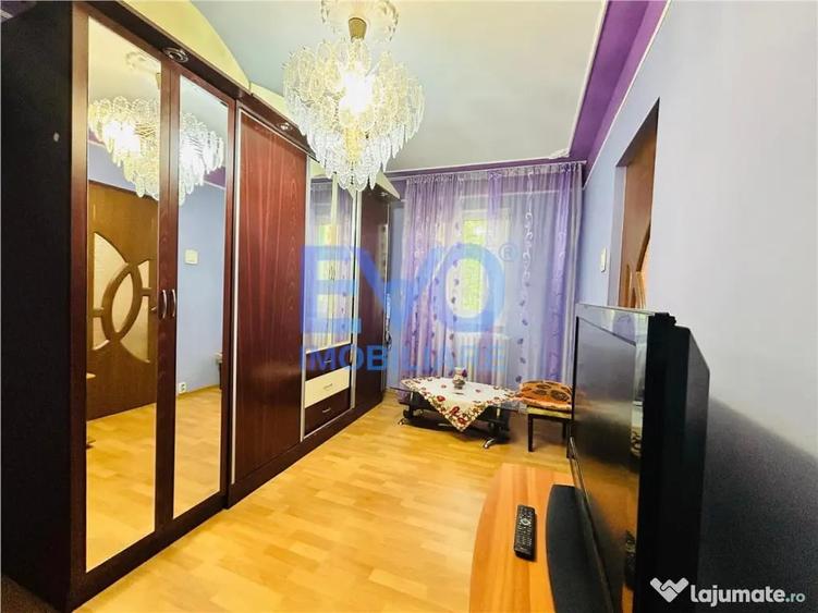 Apartament cu 2 camere nedecomandat în Central