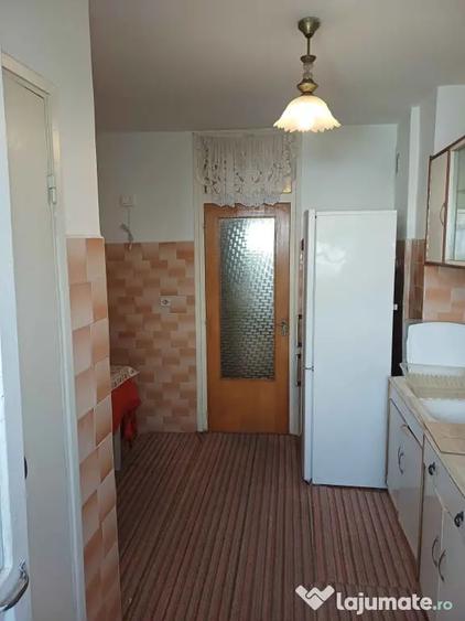 Apartament cu 3 camere decomandat în Ultracentral