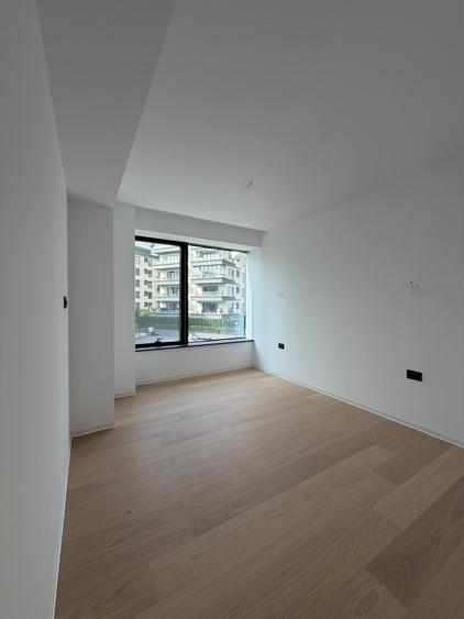 Apartament cu 4 camere în Floreasca