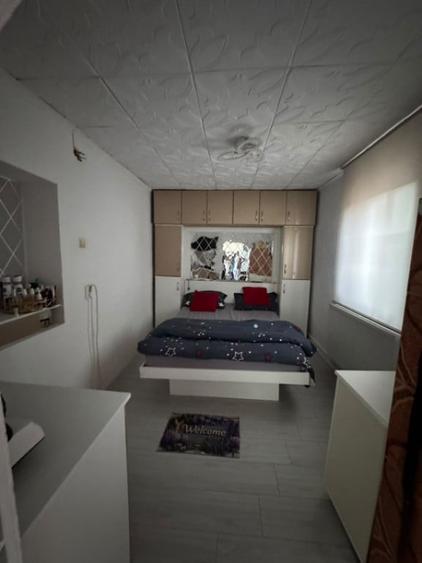 Casă cu 4 camere cu Teren 1160 Mp în Podari