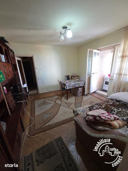 Apartament cu 4 camere decomandat în Micro 17