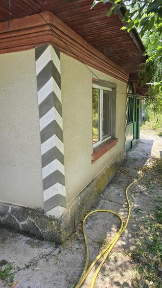 Teren si casa batraneasca - 2