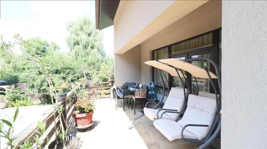 Vila individuala in Barnova 3 camere, 1000 mp teren, curte superba amenajata, ga - 14