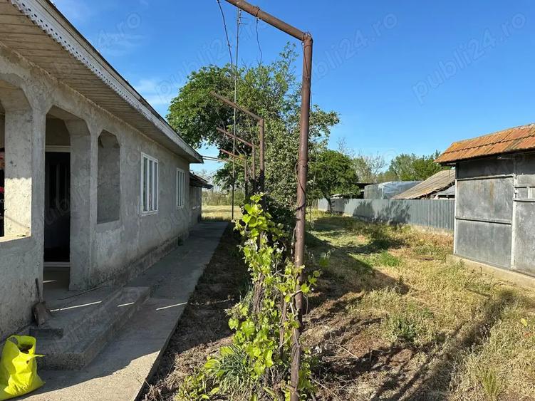 Casa si teren intravilan de vanzare - 7