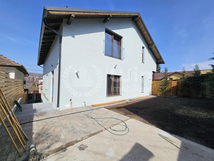 Casa cu 5 camere | 190mp util | 290mp teren | Gruia | Zona stadion CFR - 1