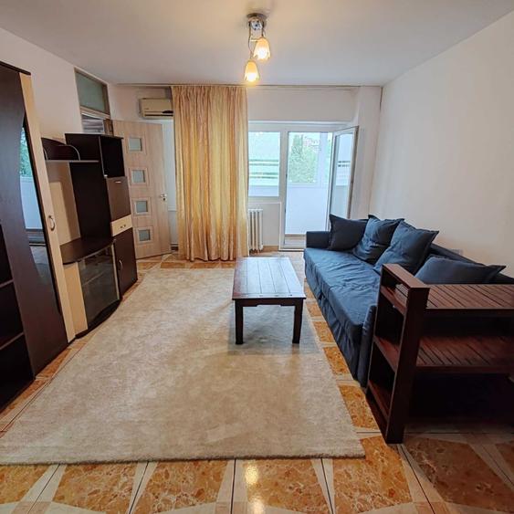 Garsoniera spatioasa 10 min M Costin Georgian DB1735 - 2