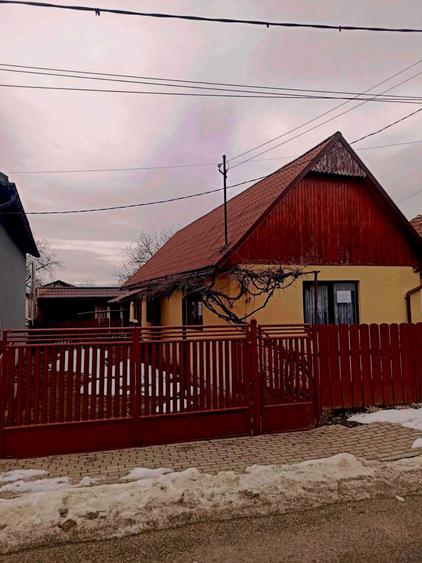 casa in centrul satului CRACIUNESTI la 6 km de SIGHETU MARMATIEI - 8