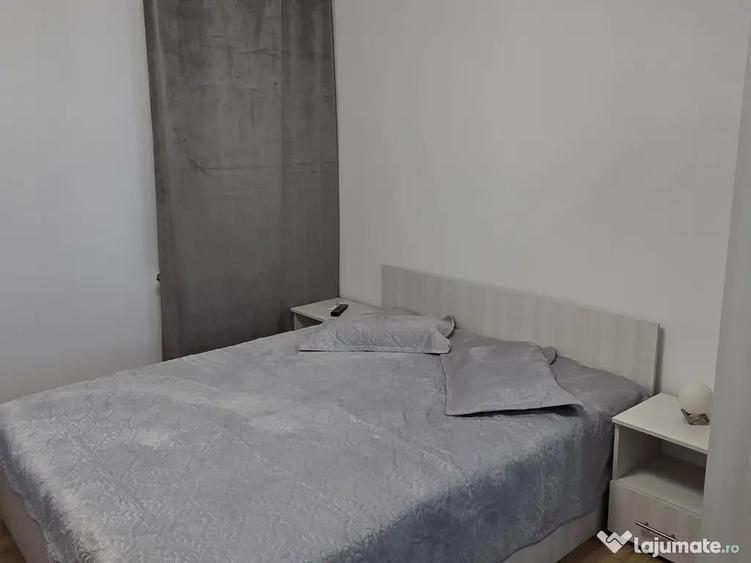 Inchiriez apartament 3 camere - 5