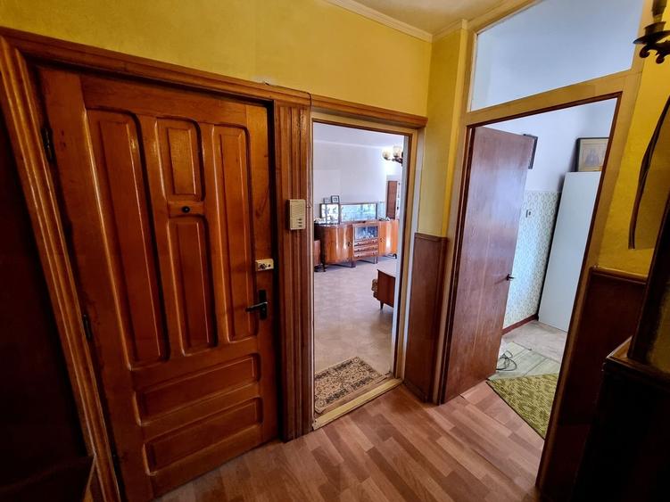 Navodari central -apartament 3 camere decomandat stradal - 3