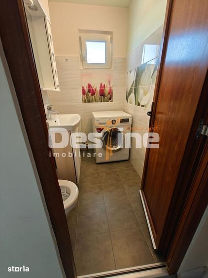 Apartament cu 3 camere decomandat, mobilat în Central