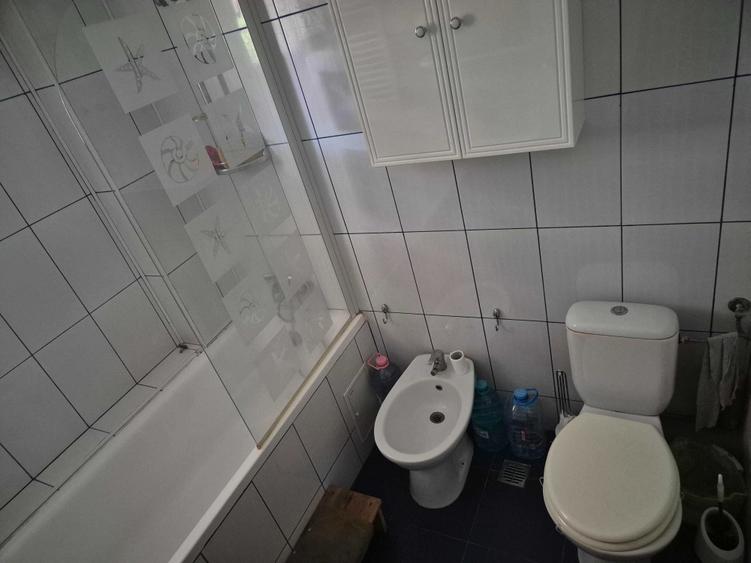 Apartament cu 2 camere semidecomandat în Prelungirea Ghencea