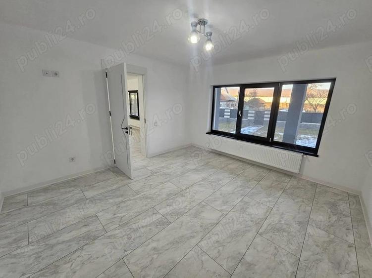 Casa de vanzare in comuna Baicule?ti, sat Valea Brazilor, jude? Arge?. - 2