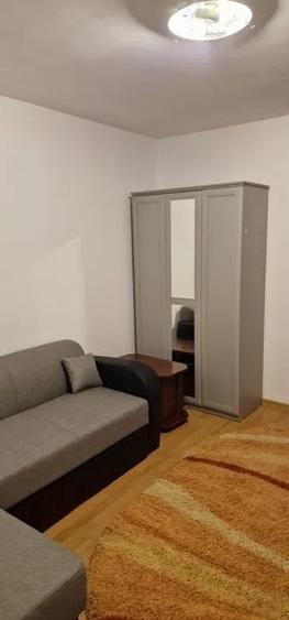 Garsoniera, etajul 1/5, zona Nicolina - 2