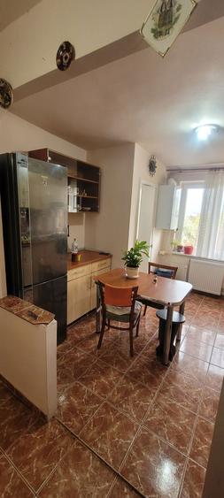 Inchiriez apartament cu 3 camere, zona Complex, Timisoara Inchiriez apartament cu 3 camere, zona Complex, Timisoara . - 2