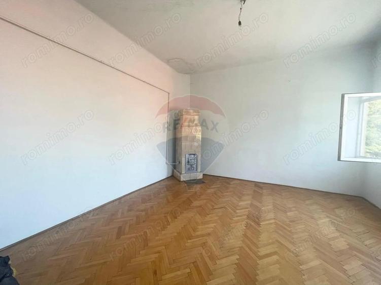 Casa cu 3 camere de vanzare in zona centrala comison 0% - 7