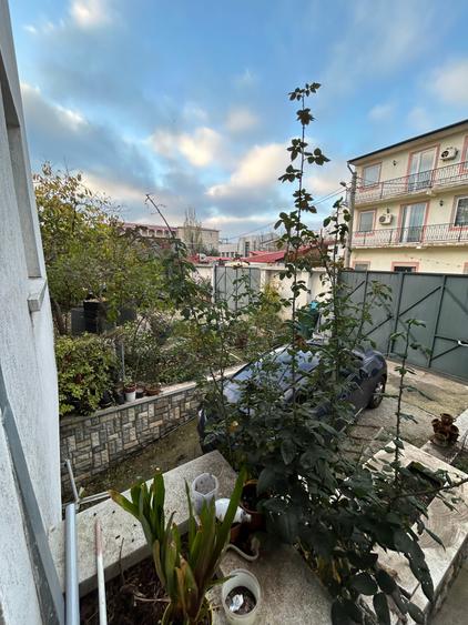 Pantelimon-Fundeni / Apartament 3 cam in vila / Loc de parcare-Curte - 2