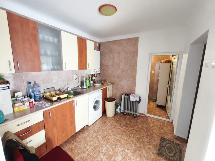 ROANDY-Casa solida cu teren generos - Manesti - 3