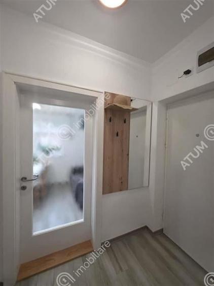 Garsoniera decomandata cu balcon si parcare in zona DaVinci din Sibiu - 14
