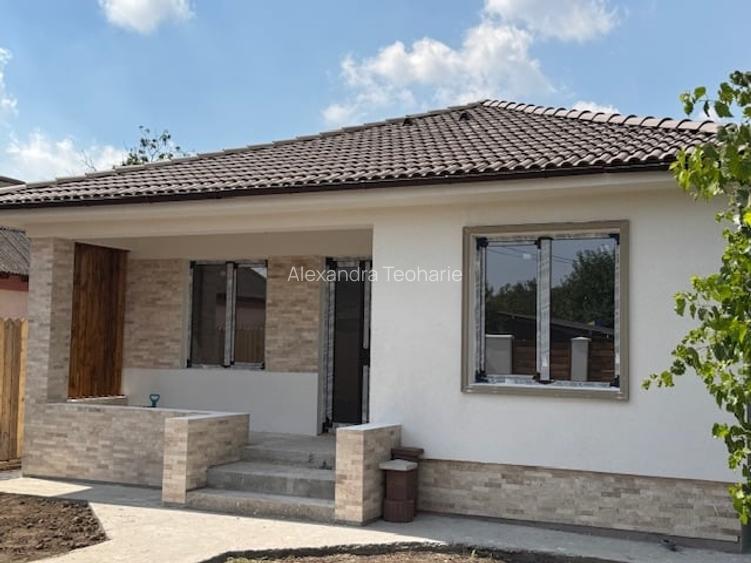 Casa la sol NOUA, racordata la TOATE UTILITATILE, 500 mp teren