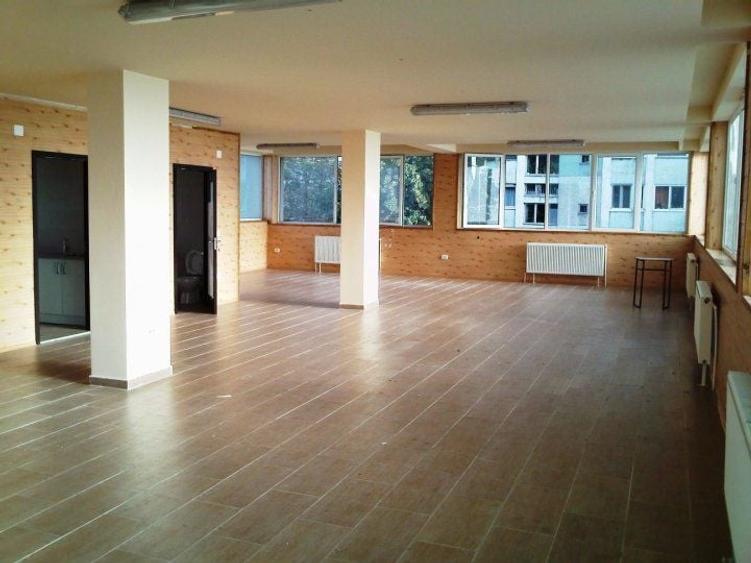 Spațiu comercial, de 150 mp, în Câmpia Libertății