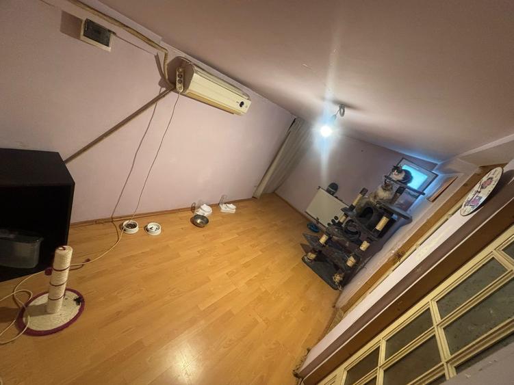 Casa de vanzare cu 4 camere (P+M) in zona Cartier 23 August-Hala Laminor - 13